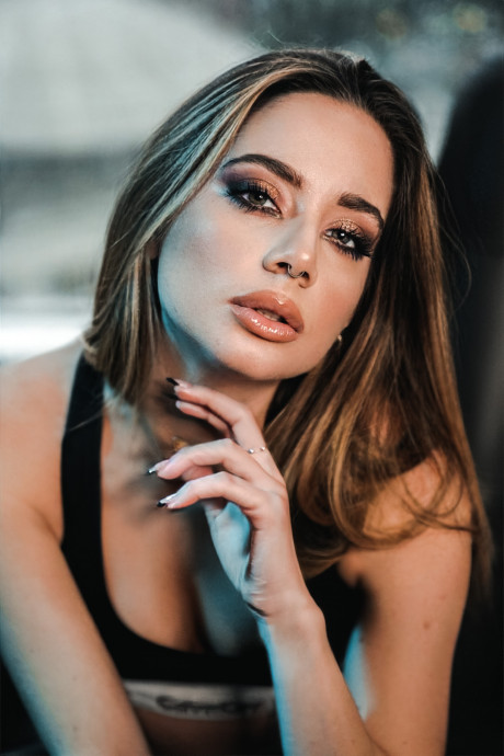 Laura - a model from Berlin, Germany
