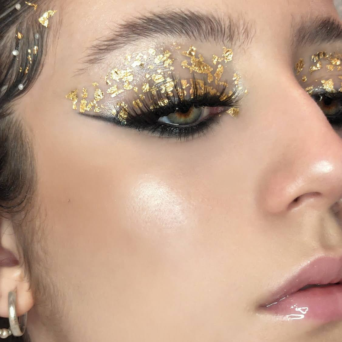 Maquillaje pan de oro / Maquillador: @paolabeauty